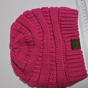 GUC CC Hot pink knitted beanie